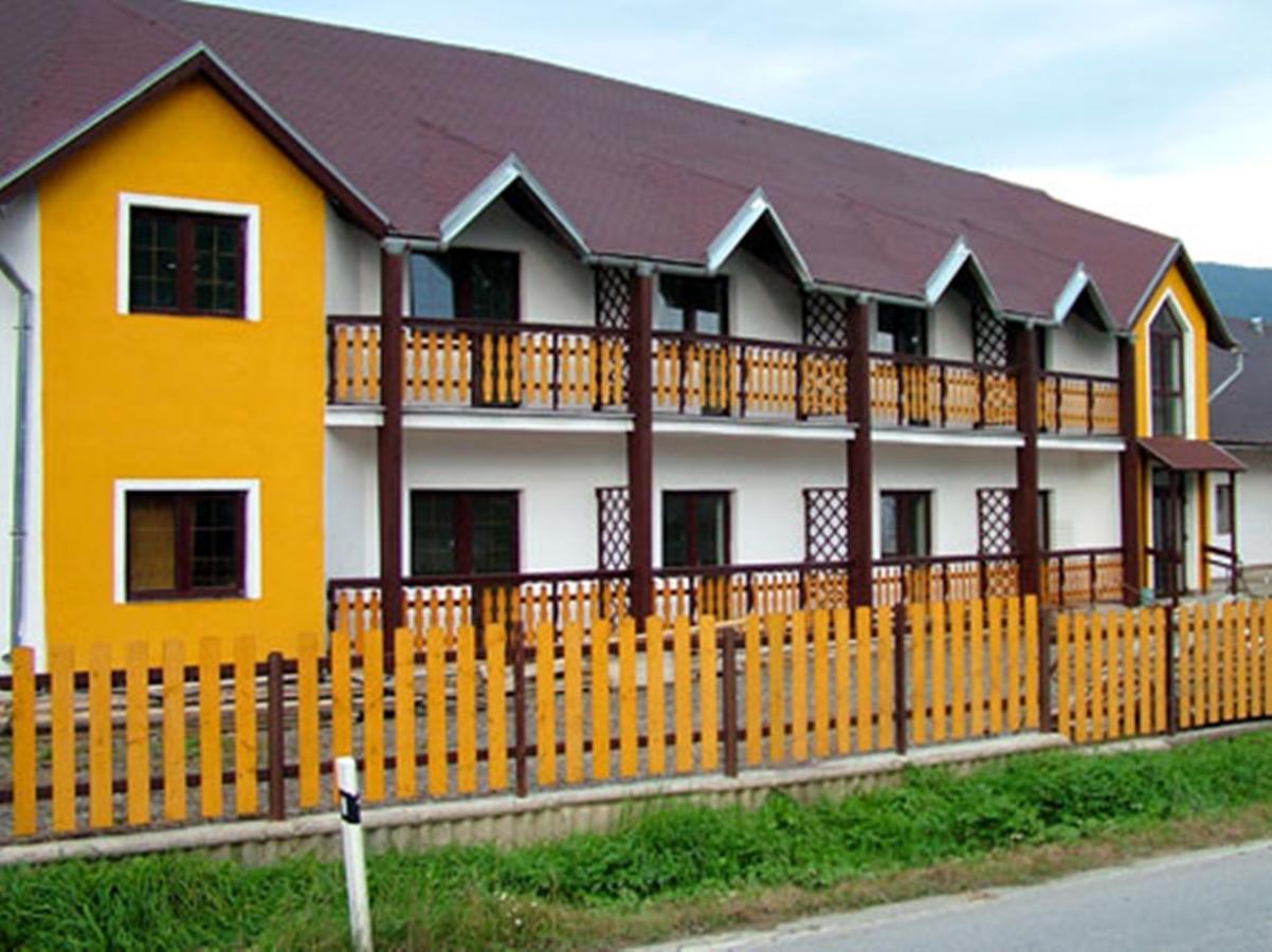 Motel Pod Stromisom Vlachovo Exteriör bild